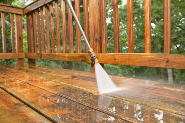 Why Choose Our Certified Pressure Washing Experts for Your Project Needs in Houston, MS?